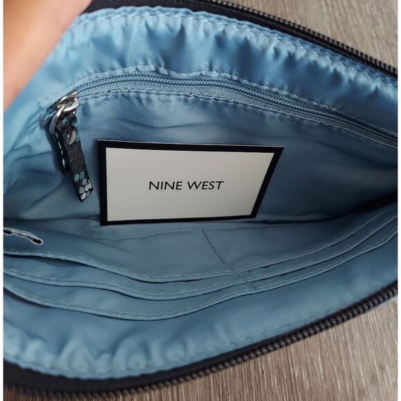 Nine West Blue Snakeskin Card Holder Wristlet Wallet Clutch Purse - Picture 4 of 7